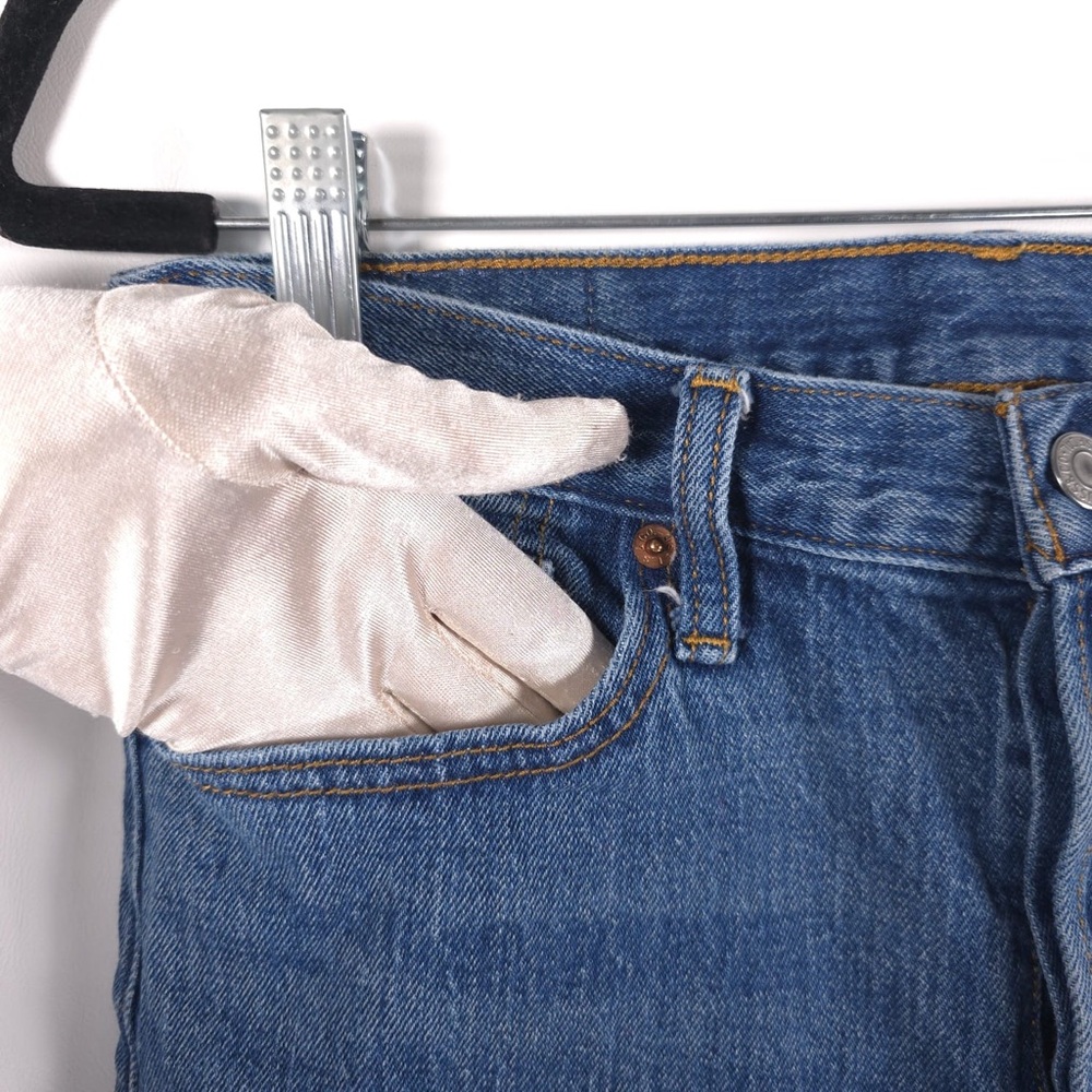 Levi’s WHITE OAK CONE DENIM Button Fly Jeans 29 High Rise Raw Hem 22861-0001 - Picture 9 of 15
